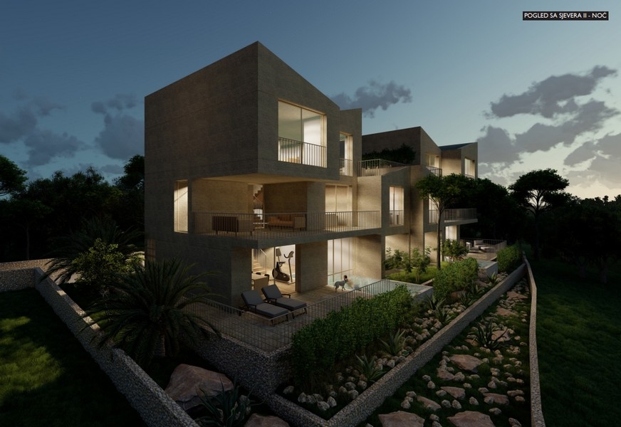 Nočný výhľad s osvetlením, moderná vila s garážou a bazénmi