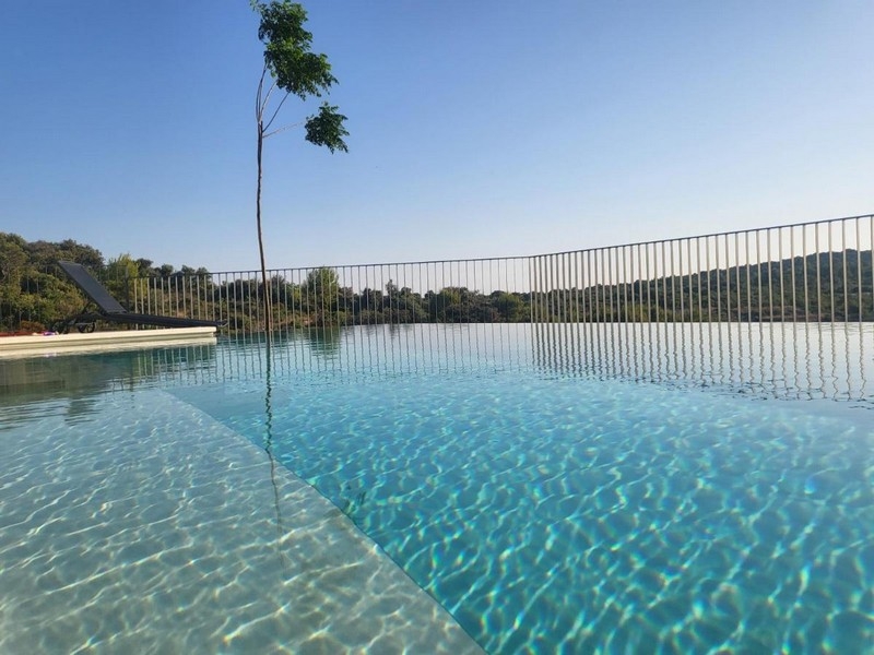 Bazén luxusnej nehnuteľnosti H3645 v Chorvátsku - Panorama Skauting.