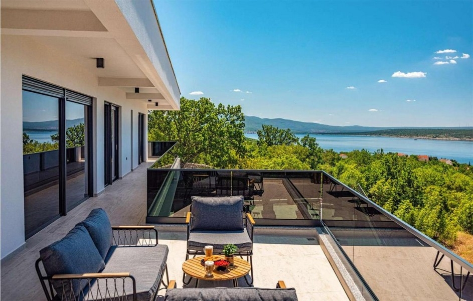 Terasa s výhľadom na more a posedením