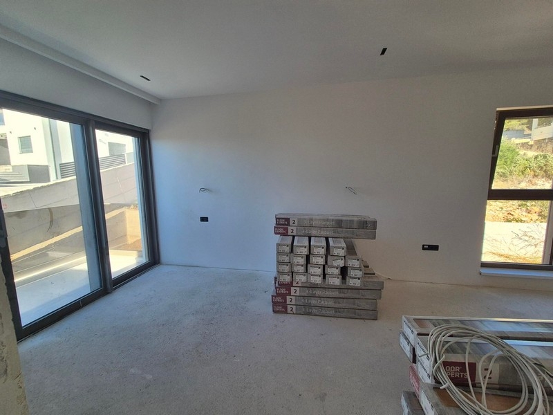 Obytná plocha v škrupinovom stave.