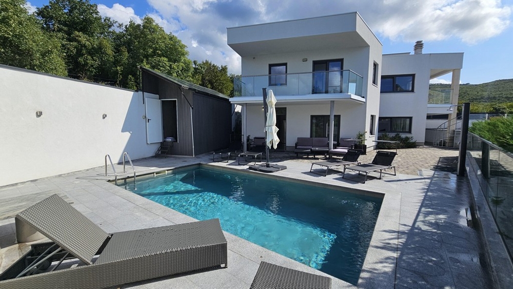 Predám vilu Crikvenica - H3703.