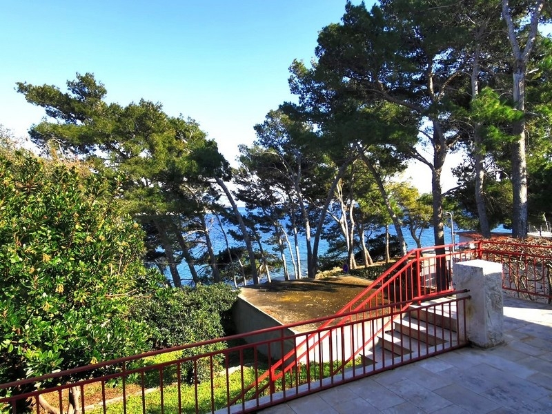 Panoramatický výhľad na more z objektu H3747.