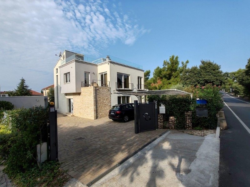 Kúpte si luxusnú vilu v chorvátskom Zadare.