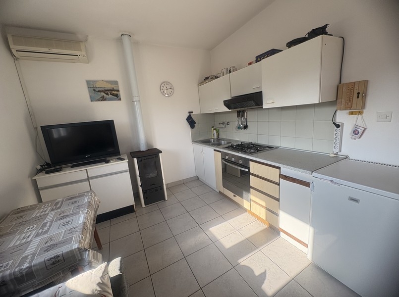 Kuchyňa s obývacou časťou