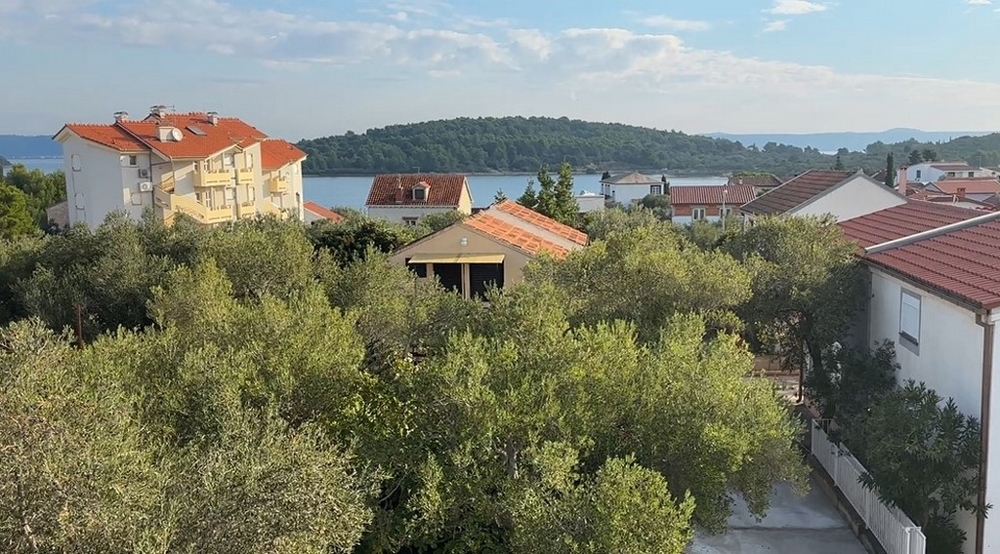 Výhľad na more z domu H3786 v Chorvátsku - Panorama Skauting.