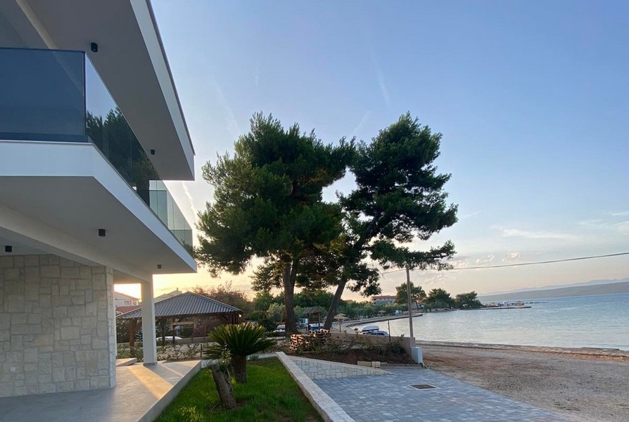 Luxusná vila na pobreží v Pašman, Dalmácia.