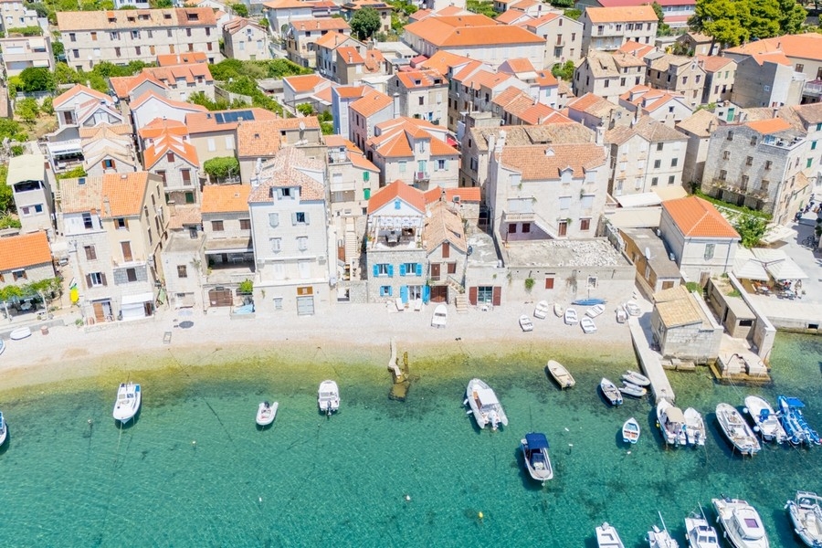 Nehnuteľnosť H3811 v prvom rade pri mori na predaj - Panorama Scouting.