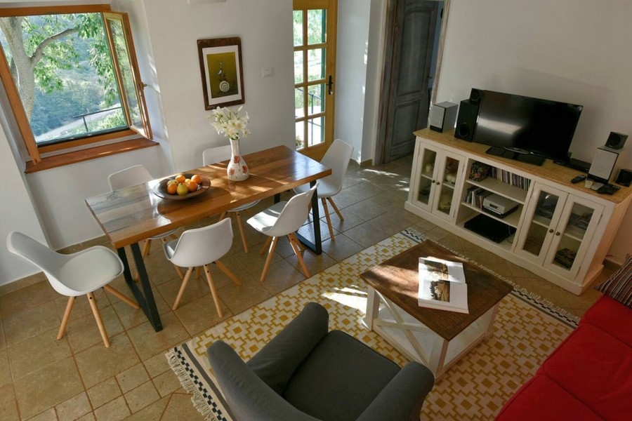 Dobre udržiavaný a svetlý obytný priestor nehnuteľnosti H3828.