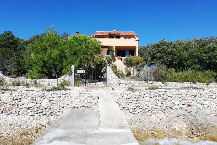 Kúpte si dom priamo pri mori v Chorvátsku.