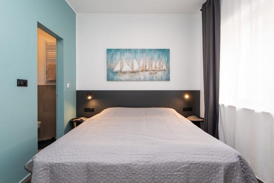 Manželská posteľ.