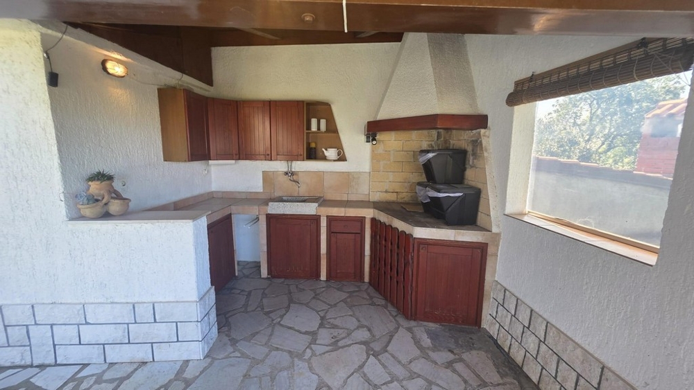 Letná kuchyňa domu