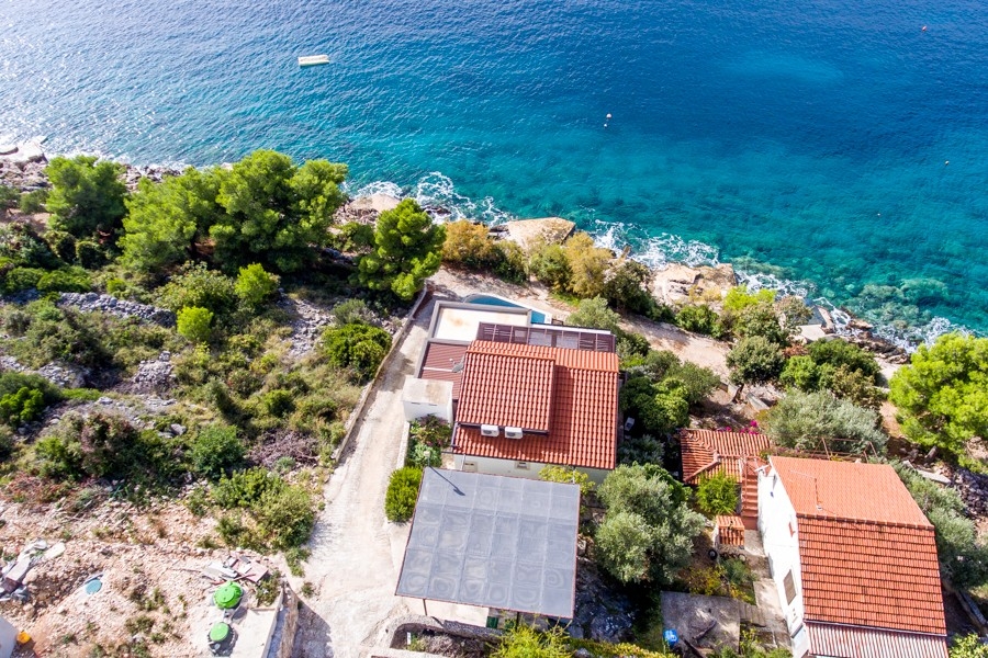 Ponuka nehnuteľností v 1. rade k moru - Panorama Scouting H3908.