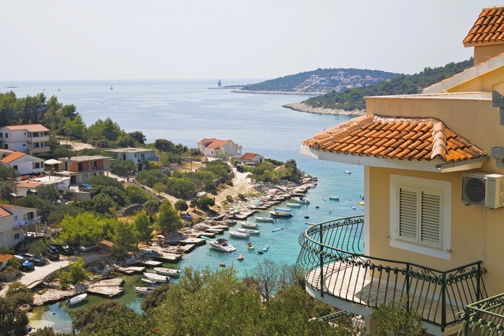 Domy s výhľadom na more na predaj v Chorvátsku - H3910 Rogoznica.