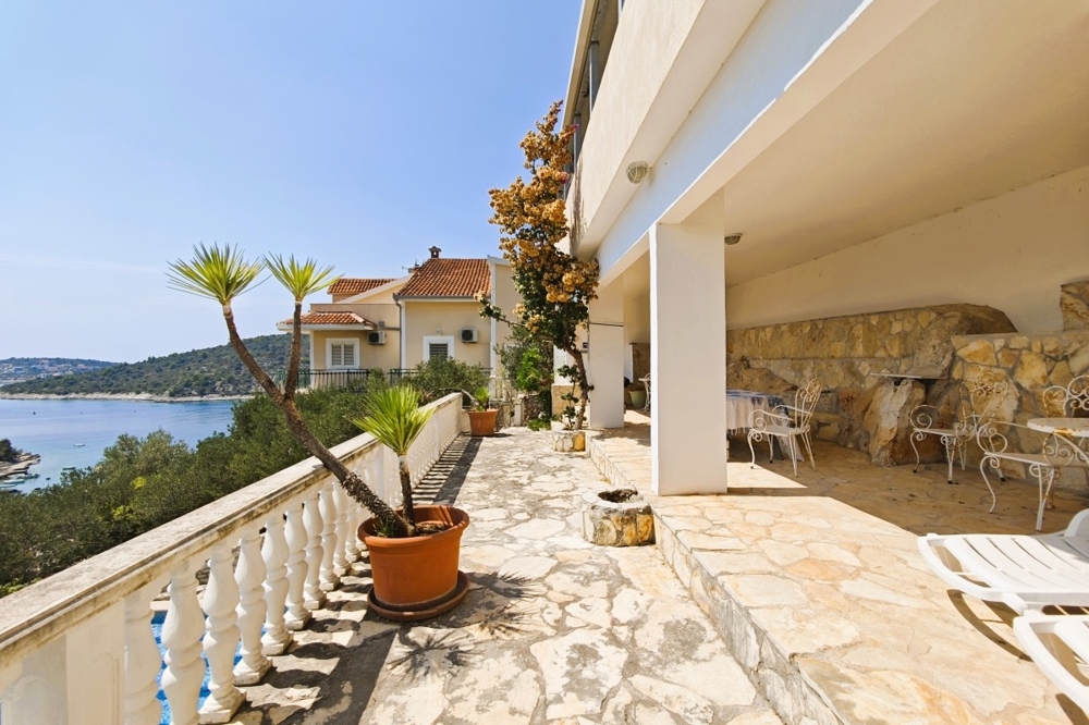 Terasa s výhľadom na more a posedením