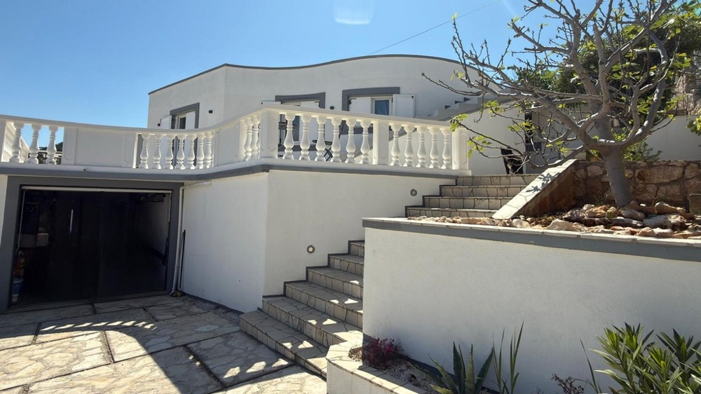 Stredomorský dom vo Vinjerac, Dalmácia.