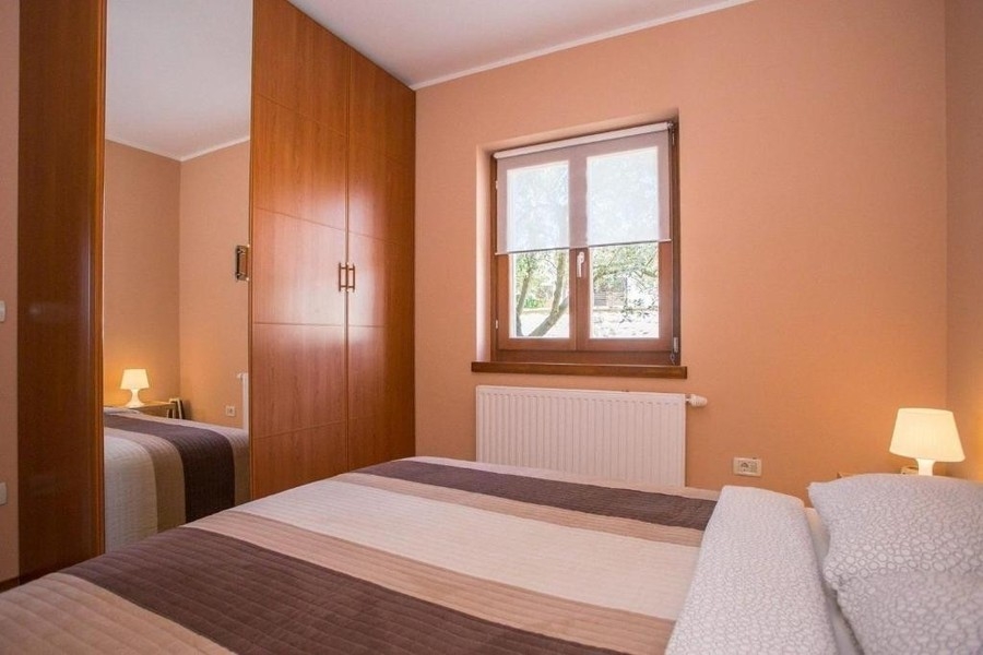 Spálňa so vstavanou skriňou
