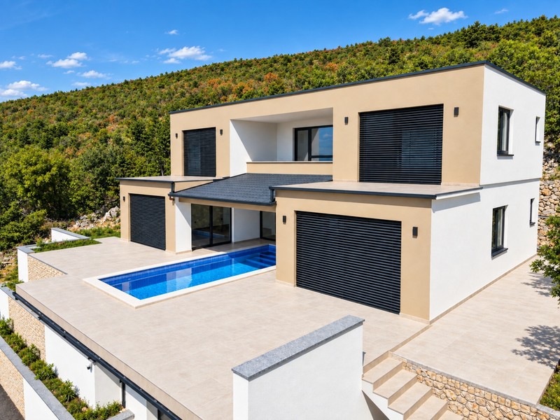 Vila s garážou a bazénom