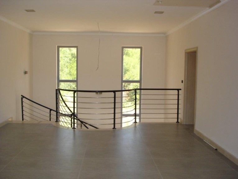 Dojmy z interiéru. H696.