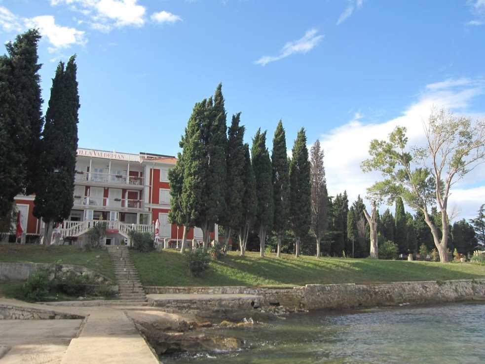 Vila na predaj sa nachádza priamo pri mori. Nehnuteľnosti pri mori - Panorama Skauting