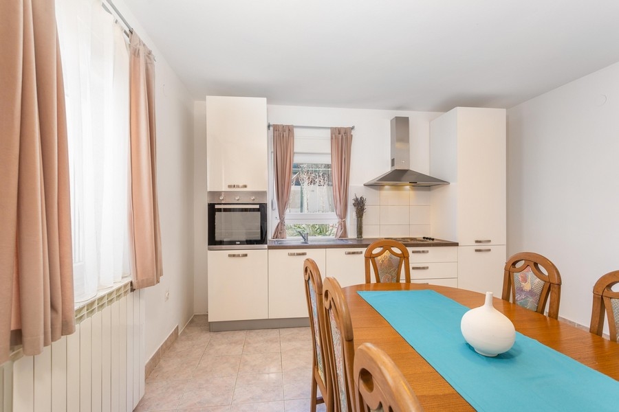 Spálňa objektu H876 na ostrove Krk v Chorvátsku - Panorama Skauting.